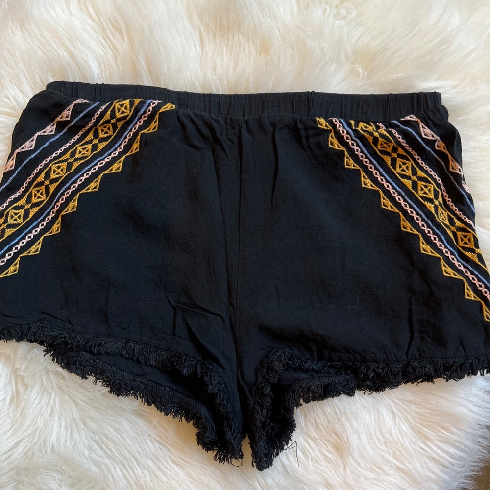 Embroidered boho shorts